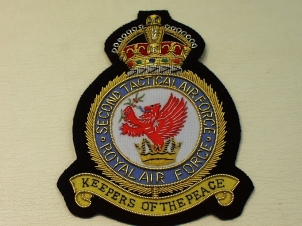 2nd RAF Tactical Air Force KC blazer badge - Click Image to Close