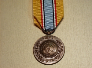 UN Angola (UNAVEM) miniature medal - Click Image to Close