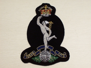 Royal Signals Kings crown blazer badge 158 - Click Image to Close
