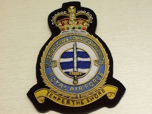 230 OCU Queen's Crown RAF blazer badge - Click Image to Close