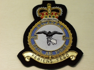 25 Squadron QC RAF blazer badge - Click Image to Close
