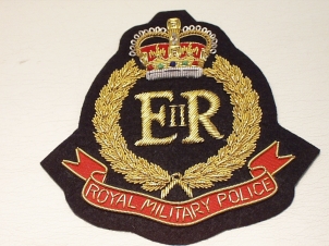 Royal Military Police all Gold QC blazer badge 149 - Click Image to Close