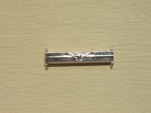 DFC 2nd Award miniature medal bar - Click Image to Close