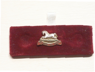 Queens Own Hussars lapel badge - Click Image to Close
