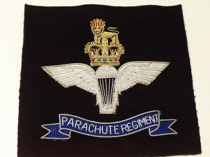 Parachute Regiment (Royal Engineers) Queens Crown blazer badge - Click Image to Close