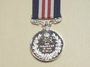 Military Medal E11R (Miniature medal) - Click Image to Close