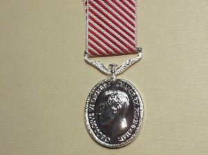Air Force Medal George V1 full sized copy medal - Click Image to Close