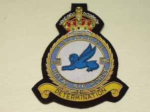 142 Squadron KC RAF blazer badge - Click Image to Close
