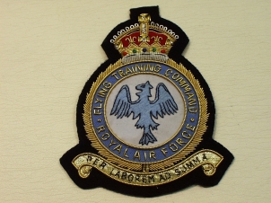 Flying Training Command RAF KC blazer badge - Click Image to Close