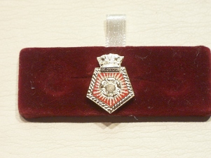 HMS Glorious lapel badge - Click Image to Close