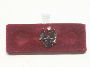 King's Royal Hussars lapel badge - Click Image to Close
