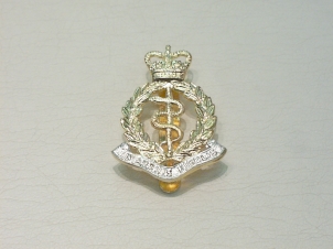 Royal Army Medical Corps QC cap badge - Click Image to Close