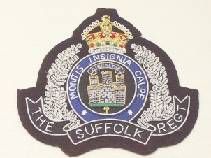 Suffolk Regiment KC blazer badge - Click Image to Close