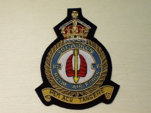 10 Sqdn KC RAF blazer badge - Click Image to Close