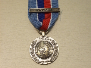 UNSMIH Haiti full size medal with bar - Click Image to Close