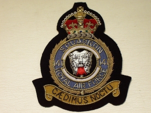 141 Squadron RAF KC blazer badge - Click Image to Close