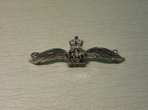 Silver RAF two part brooch - Click Image to Close