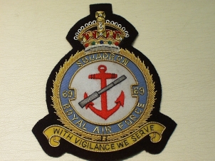69 Squadron RAF KC blazer badge - Click Image to Close
