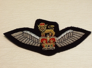 Army Air Corps wire tunic badge 8 - Click Image to Close