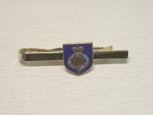 Grenadier Guards shield tie slide - Click Image to Close