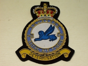 142 Squadron RAF QC blazer badge - Click Image to Close