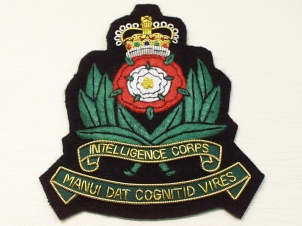 Intelligence Corps with motto blazer badge - Click Image to Close