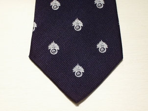 Royal Regiment of Fusiliers silk crested tie - Click Image to Close