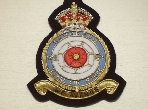 625 Squadron RAF KC blazer badge - Click Image to Close